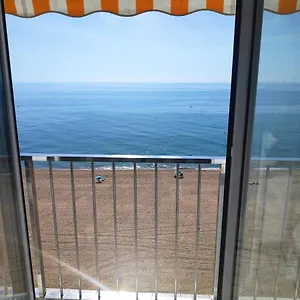 Beach Palace Apartamento Primera Linea De Mar Apartamento